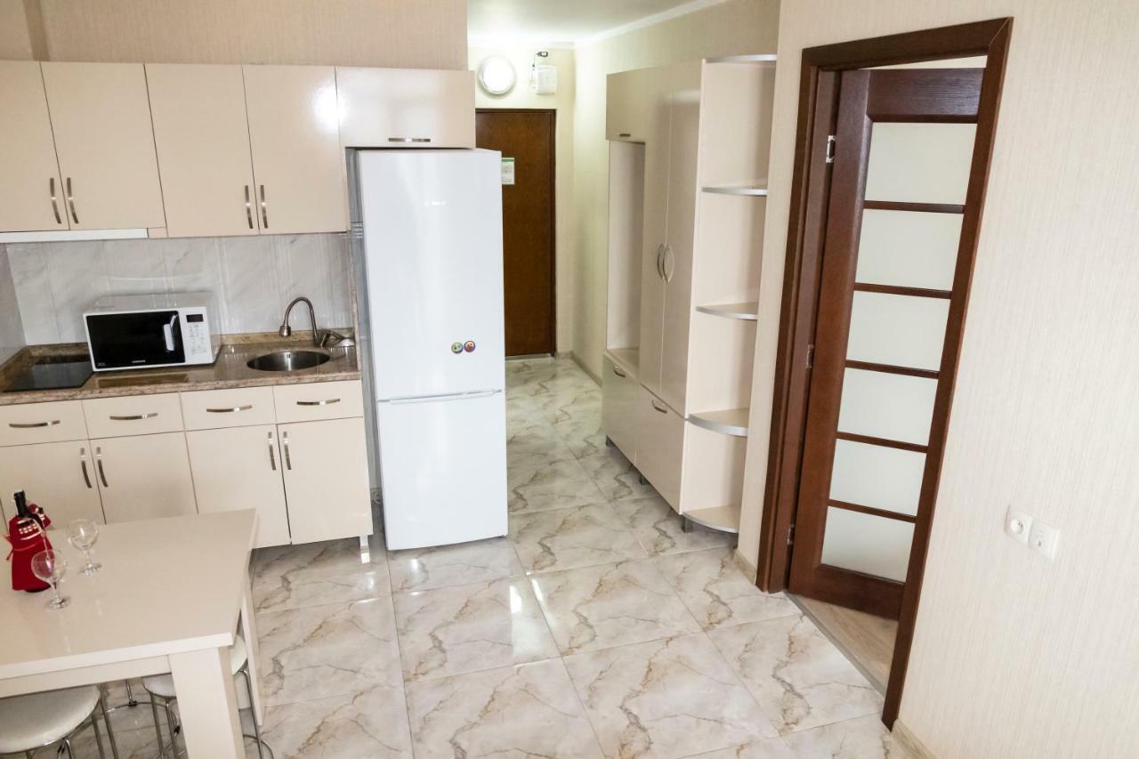 Batumi Orbi Residence Lux Exteriör bild