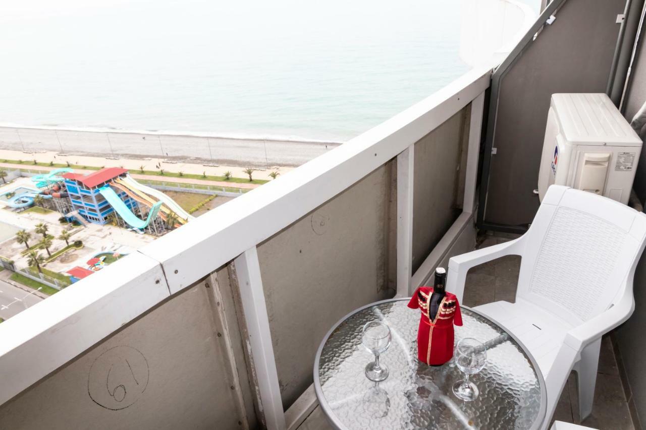Batumi Orbi Residence Lux Exteriör bild